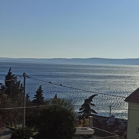 Apartments Happy Day Карлобаг Экстерьер фото